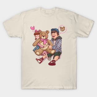 couple hugging teddy bear T-Shirt